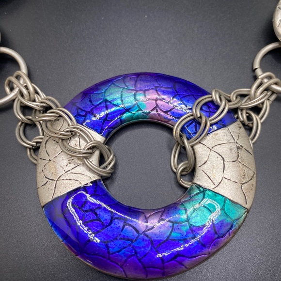 Chico’s Silver Chain Adjustable Belt with Purple & Blue Iridescent Accents - Picture 3 of 7